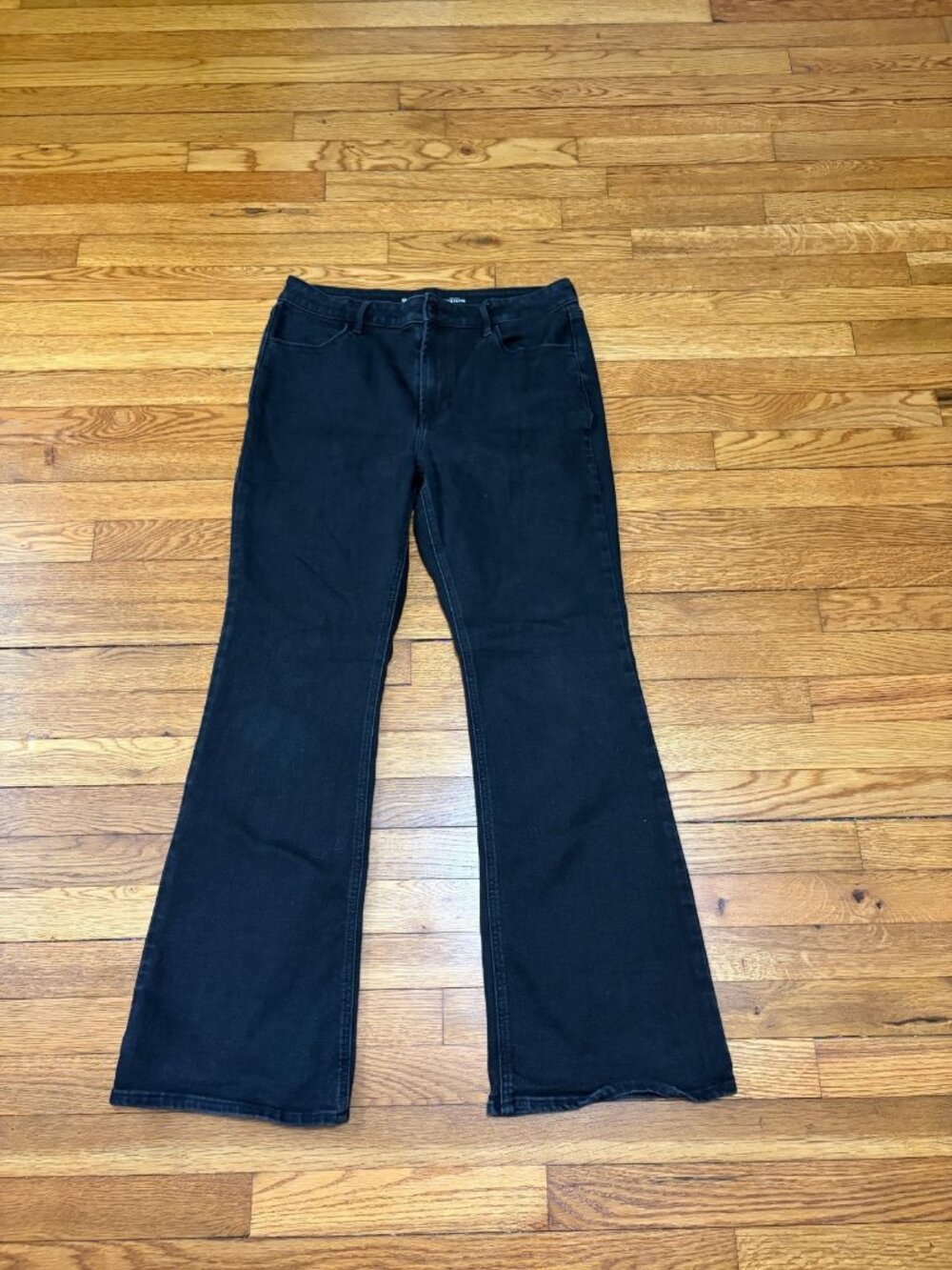 Old Navy Womens Wow Flare Jeans Size 12 Black Stretch Denim High Rise 31x31